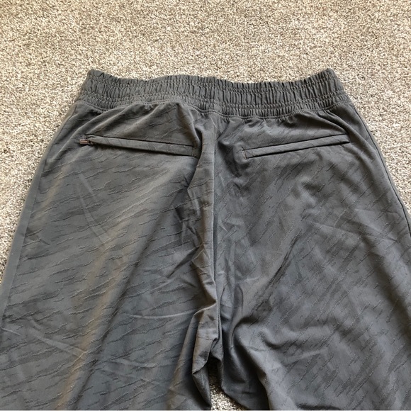 ATHLETA BROOKLYN TEXTURED JOGGERS PANTS CAMO GREEN SIZE 8 - Picture 9 of 10